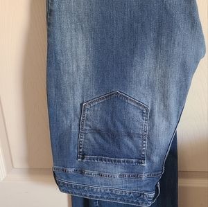 Arizona Boot Cut Jeans